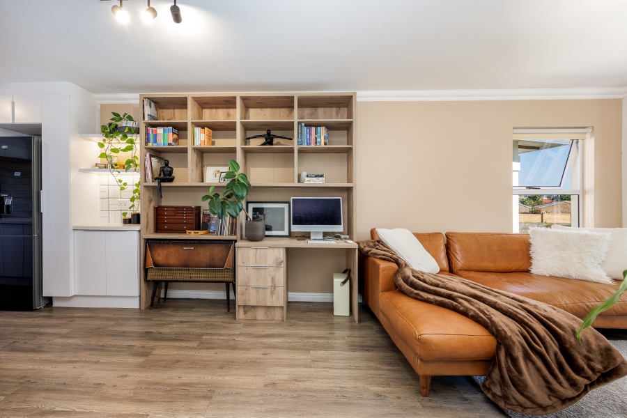 2 Bedroom Property for Sale in Langeberg Ridge Western Cape